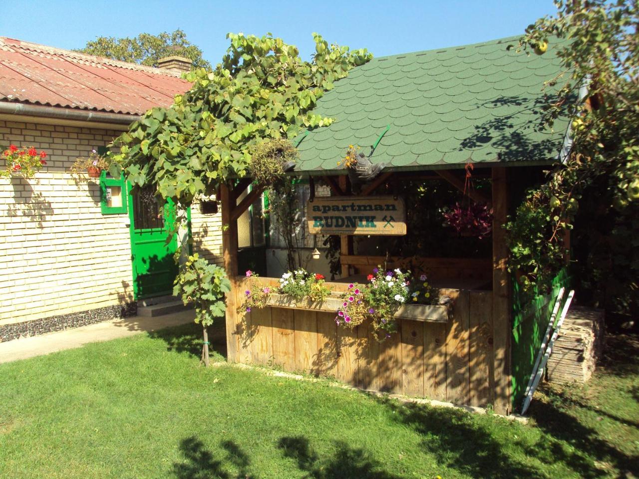 Apartman Rudnik Vrdnik Luaran gambar